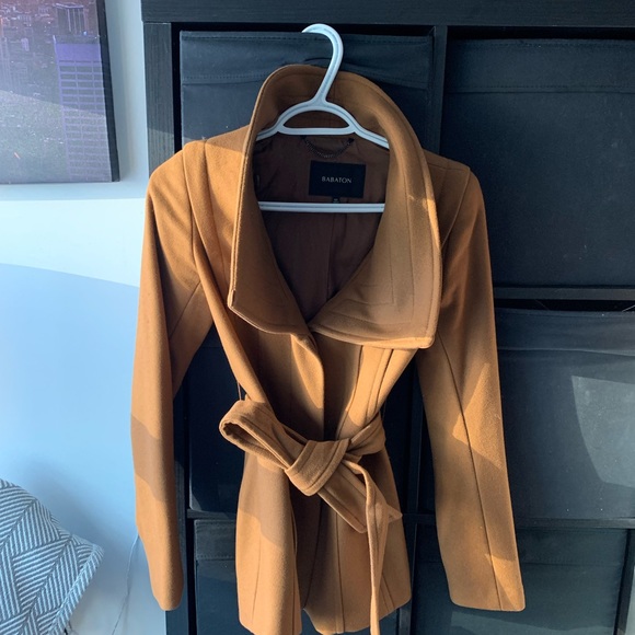 Aritzia Jackets & Blazers - 💕SOLD💕Babaton Camel Short Connor Coat